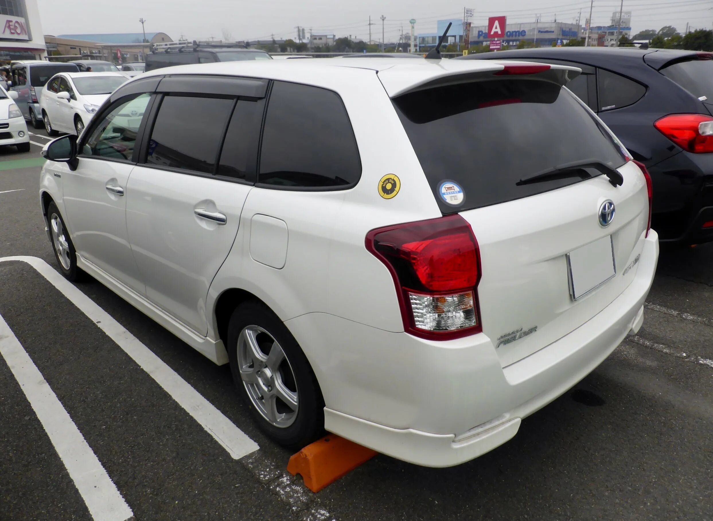 Fielder гибрид. Toyota corolla fielder hybrid. тойота филдер 165 гибрид. тойота королла филдер гибрид. toyota corolla fielder гибрид.