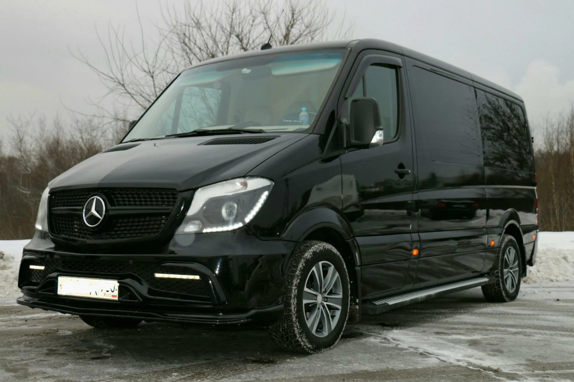 Средний спринтер. Mercedes-Benz Sprinter 906. Mercedes Sprinter 906. Мерседес Спринтер w906. W906 Sprinter.