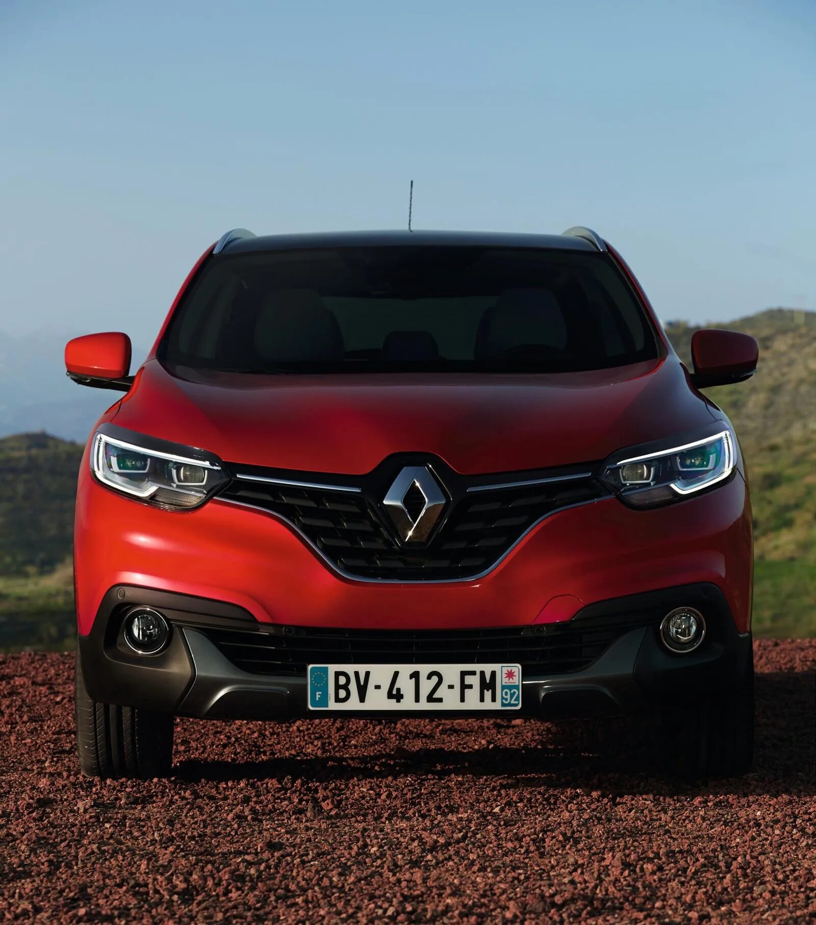 Renault Kadjar. Кроссовер Рено Каджар. Новый кроссовер Рено Каджар. Renault Kadjar автомобили Renault.