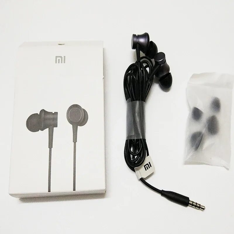 Беспроводные наушники redmi airdots. Наушники xiaomi redmi проводные. Xiaomi redmi 9 наушники. Xiaomi redmi airdots 3. Наушники для редми 10.