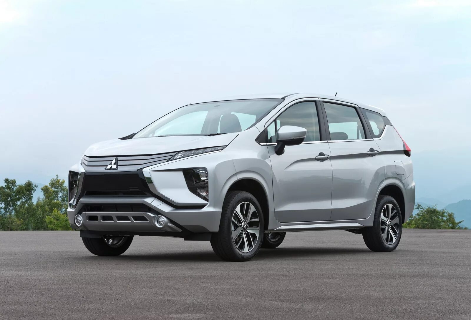 Mitsubishi Xpander Cross 2022. Mitsubishi Xpander Cross 2020. Мицубиси экспандер 2022. Митсубиси Xpander 2021. Мицубиси храндер кросс