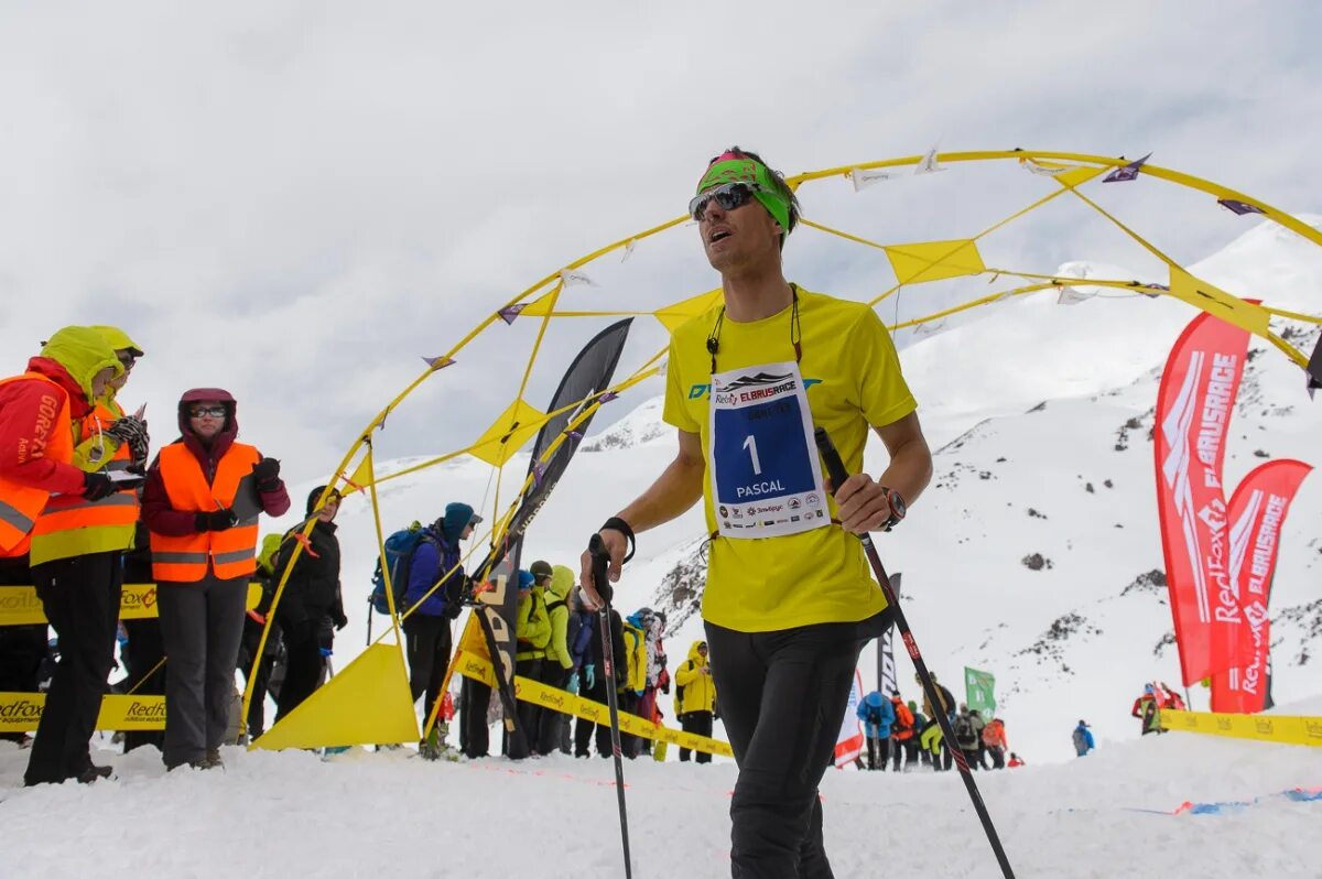 Вертикальный километр время. REDFOX Elbrus Race. Elbrus Race 2016. Вертикальный километр. Вертикальный километр 2024 Эльбрус.