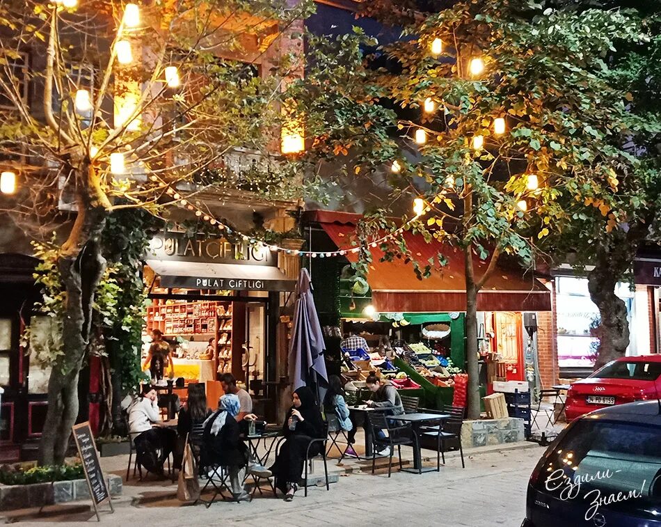 турция стамбул 2021. истикляль улица новогодняя. где встретить новый год в стамбуле. стамбул зимой новый год. где встретить новый год в стамбуле.