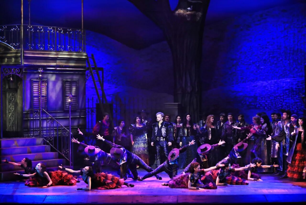 Цыганский барон оперетта марица. Цыганский барон ростовский музыкальный театр. Цыганский барон оренбург розы люксембург. Цыганский барон ростовский музыкальный театр. Цыганский барон штраус.