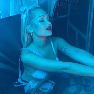 Kelli Berglund 2020 : Kelli Berglund - Instagram and social media-60. 