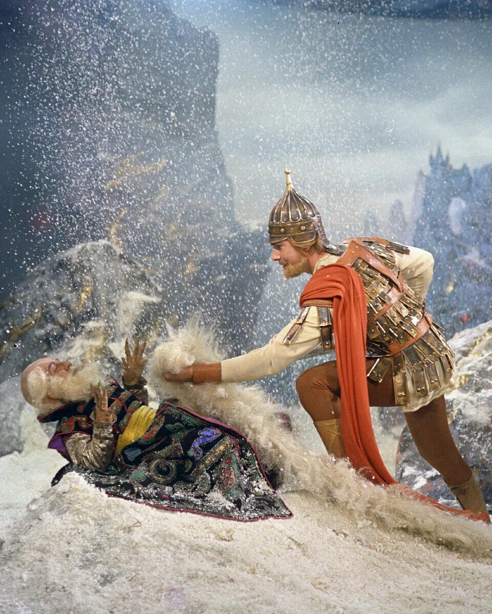 Волшебница отвергшая любовь черномора. Руслан и Людмила фильм 1972. Руслан и Людмила фильм 1972 Руслан. Руслан и Людмила фильм 1972 Черномор. Руслан и Людмила Птушко.