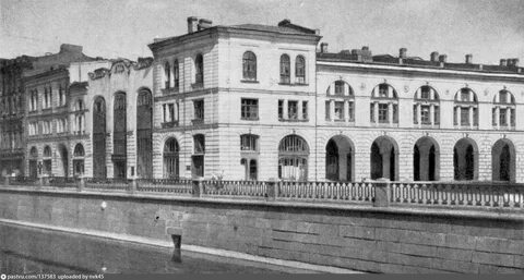 Малый гостиный двор спб