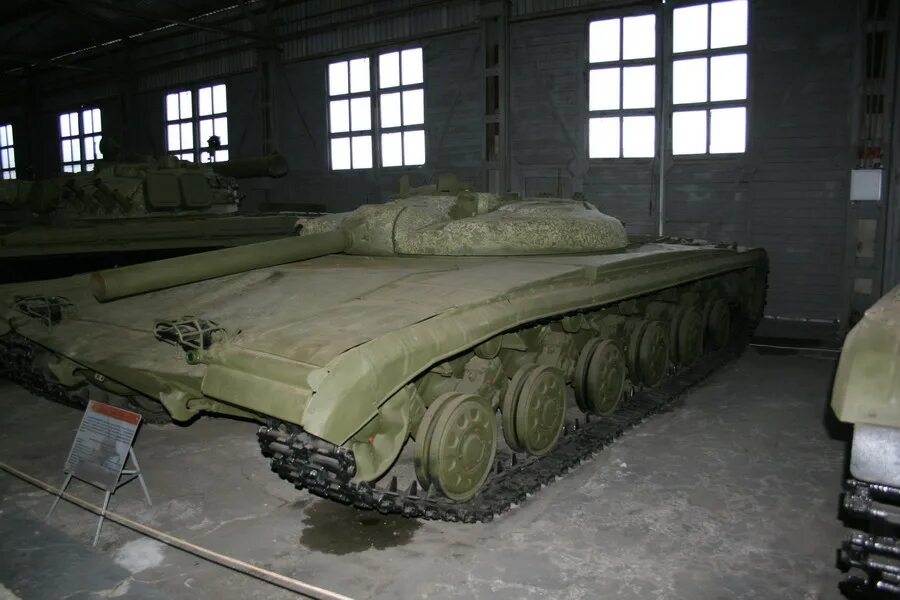 Проект т 100. Кубинка танковый музей объект 775. т-100 лт кубинка. объект т100лт. объект 122 мт.
