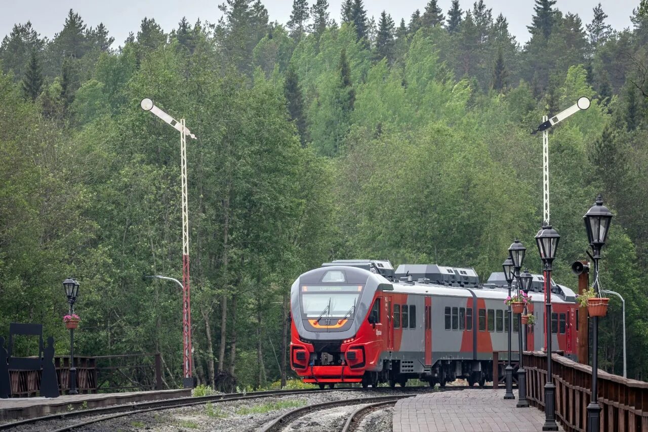 Орлан сортавала. Рельсовый автобус Орлан Карелия. Рельсовый автобус Сортавала. Орлан рельсовый автобус Рускеала. Орлан Петрозаводск Сортавала.