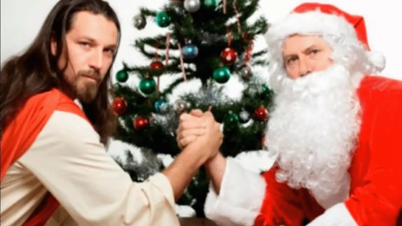 Christmas vs. Рождество против. Дед христос. Такер карлсон красавчик. The walters.