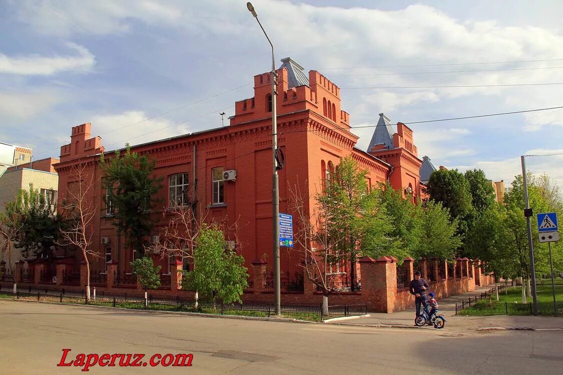 Вольская 12 Саратов. Г. Саратов Вольская 12 глазная больница. Клиника глазных болезней Саратов Вольская. Саратов сайт глазной клиники на улице Вольская,12. Глазная на вольской саратов телефон