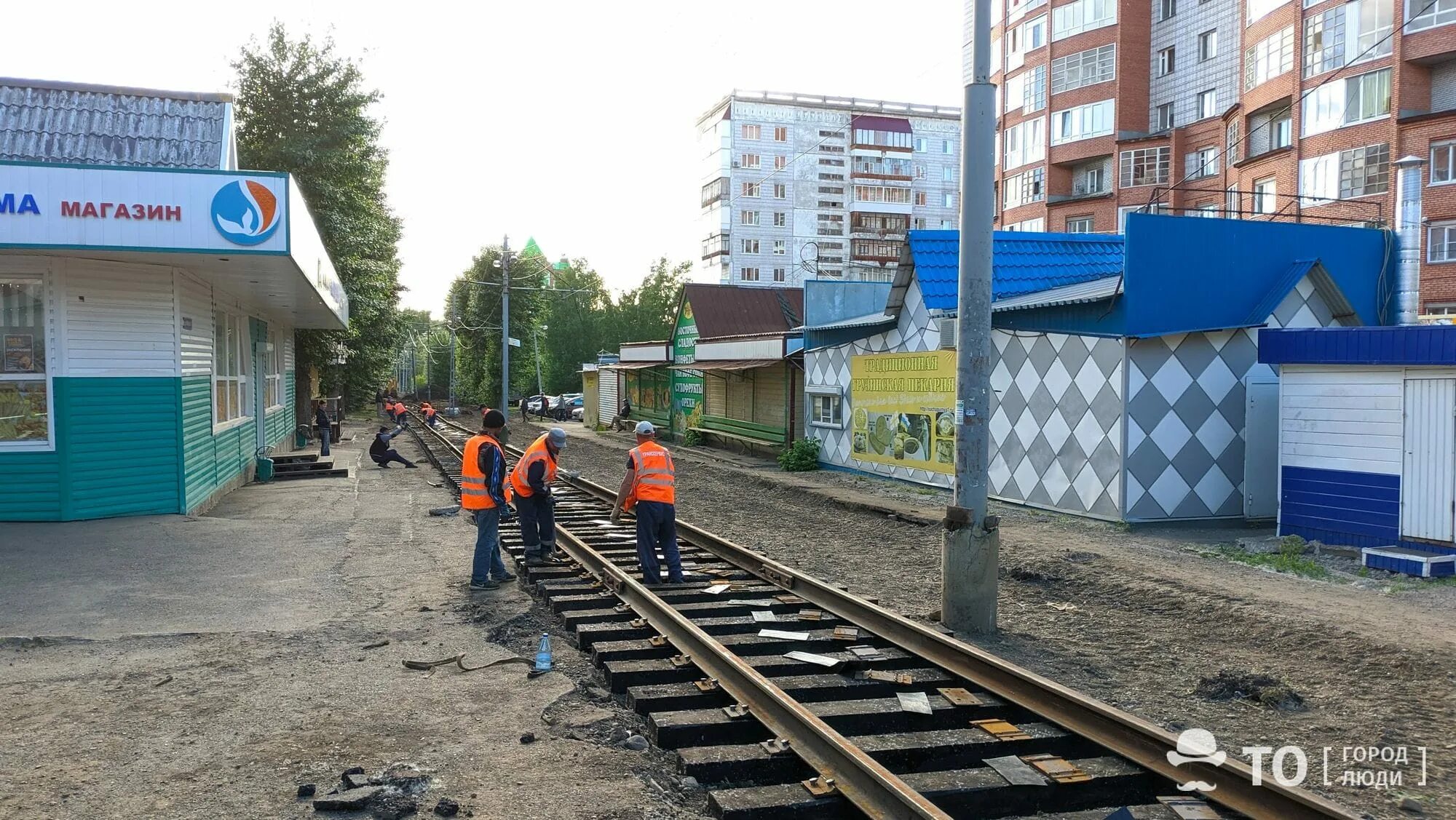 Автолиниярб трамвайная ул 11 корп 1 отзывы. Ул трамвайная 12а пермь. трамвайная улица томск. пермь, трамвайная, 24.. улица с трамваем.
