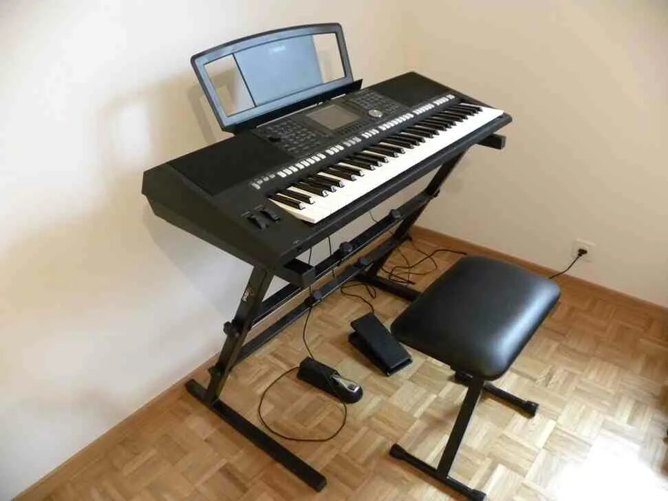 Как правильно синтезатор. Yamaha psr s950. psr ямаха 950. синтезатор yamaha psr-s950. yamaha psr s910 r76 клавиш.