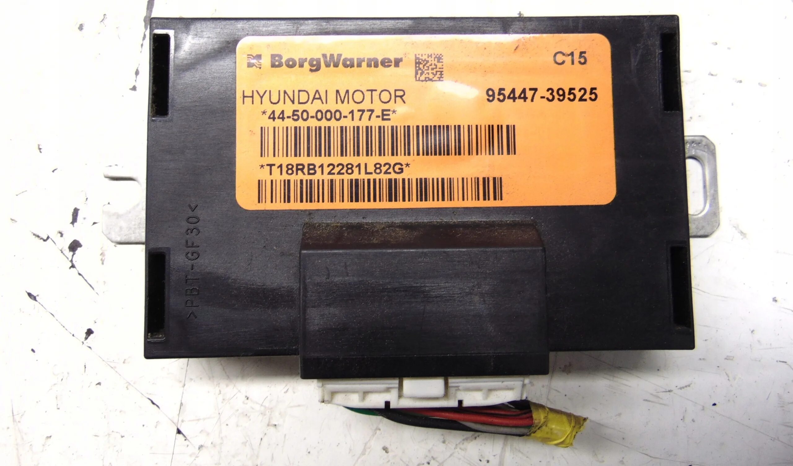 Блок 95447-3b210 управления полным приводом санта фе 2011 95447 3b210. Блок управления 4wd хендай санта фе 2008 года 4450000177е. Блок управления полным приводом сандафе 2011. Блок управления полным приводом сандафе 2011. Управление полным приводом hyundai santa fe 2.