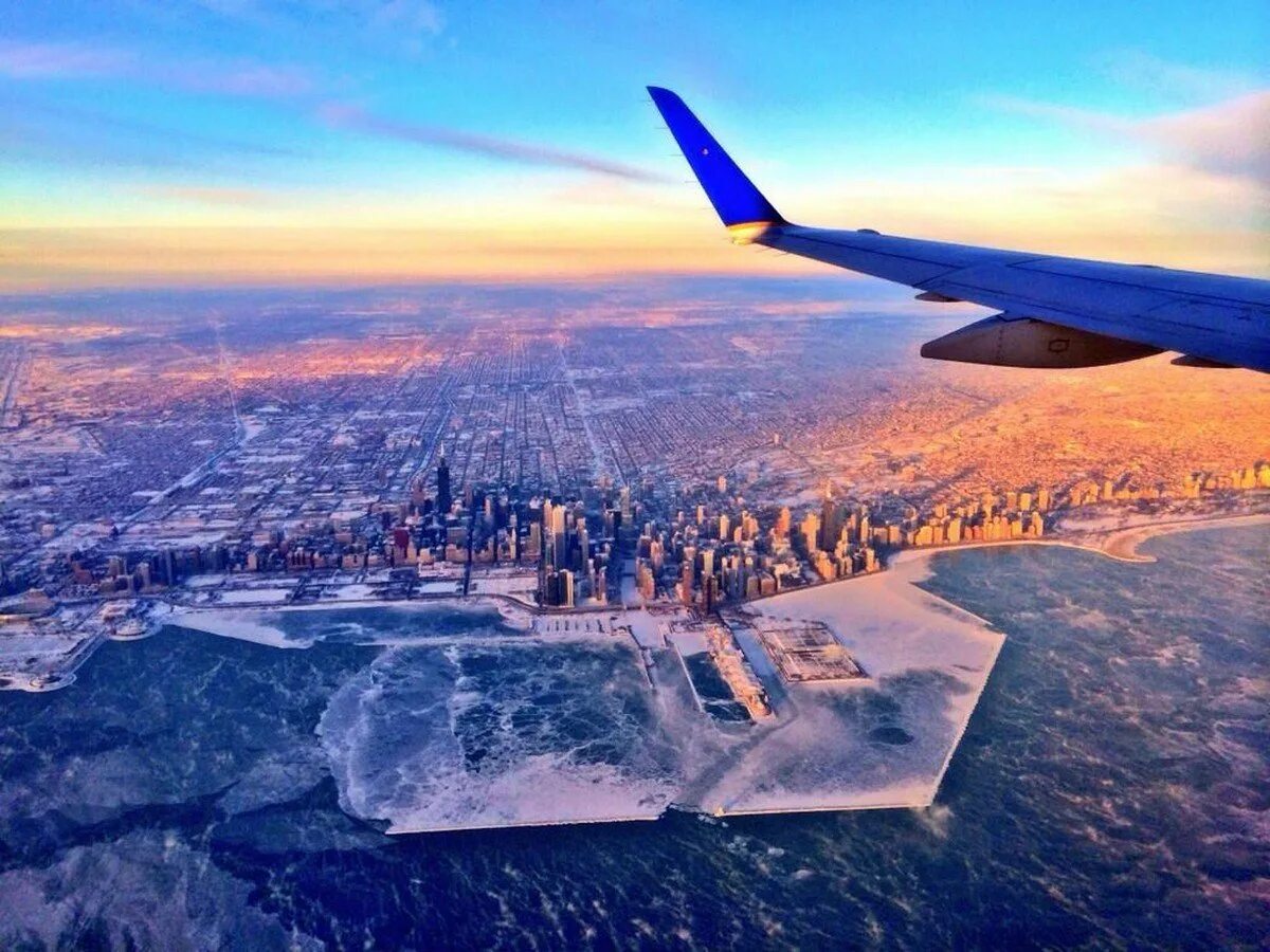 Нью Йорк из иллюминатора самолета. Лос Анджелес из иллюминатора. Нью Йорк Лос Анджелес самолет. Вид из самолета.