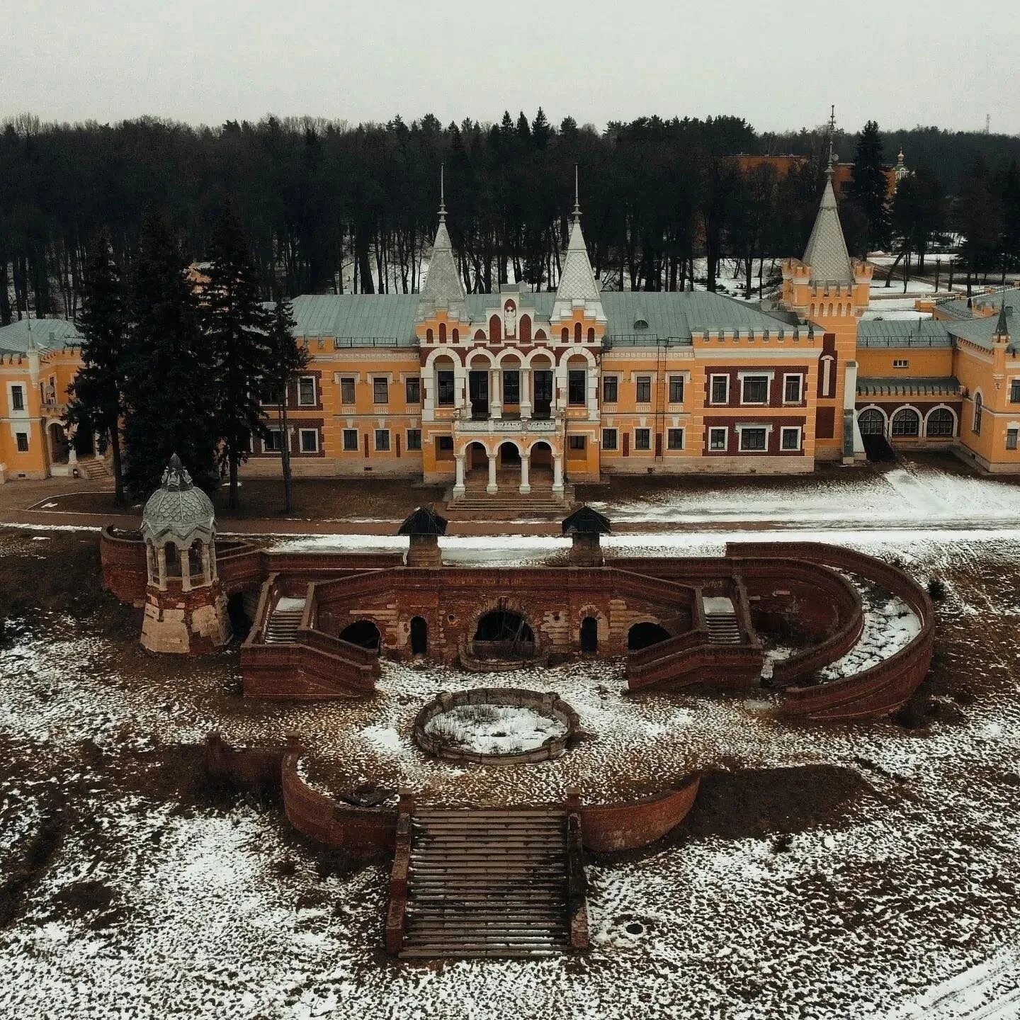 Кирицы усадьба. Усадьба Кирицы Рязань. Усадьба фон Дервиза Рязань. Дворец в Кирицах Рязанской области. Кирицы усадьба фон Дервиза.