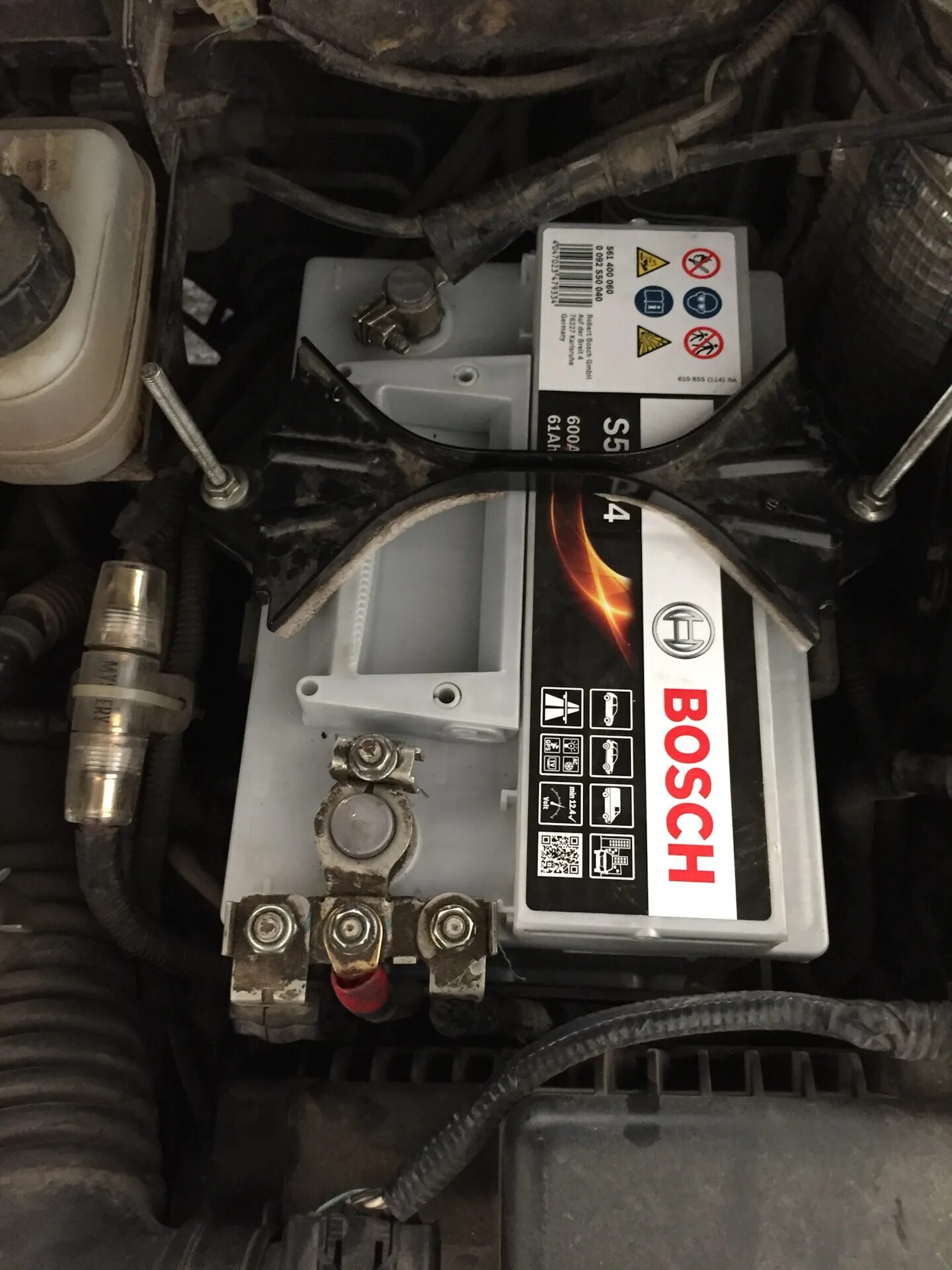 Мазда сх7 аккумулятор. Mazda cx7 2007 аккумулятор. Акб мазда cx5. Аккумулятор мазда сх7. Аккумулятор мазда сх7.