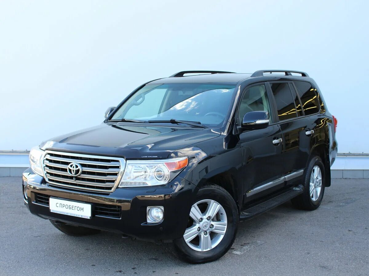 Куплю б у тойота ленд крузер. Toyota Land Cruiser 2014. Land Cruiser 200. Toyota Land Cruiser 200 2014. Toyota lc200 2014.