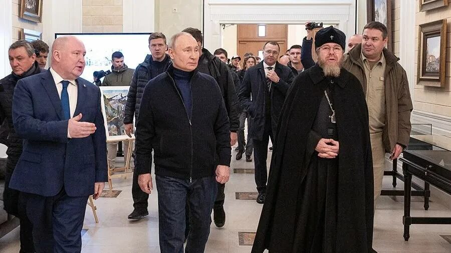 Большинство россиян доверяют Путину и одобряют его работу, показал опрос - РИА Н
