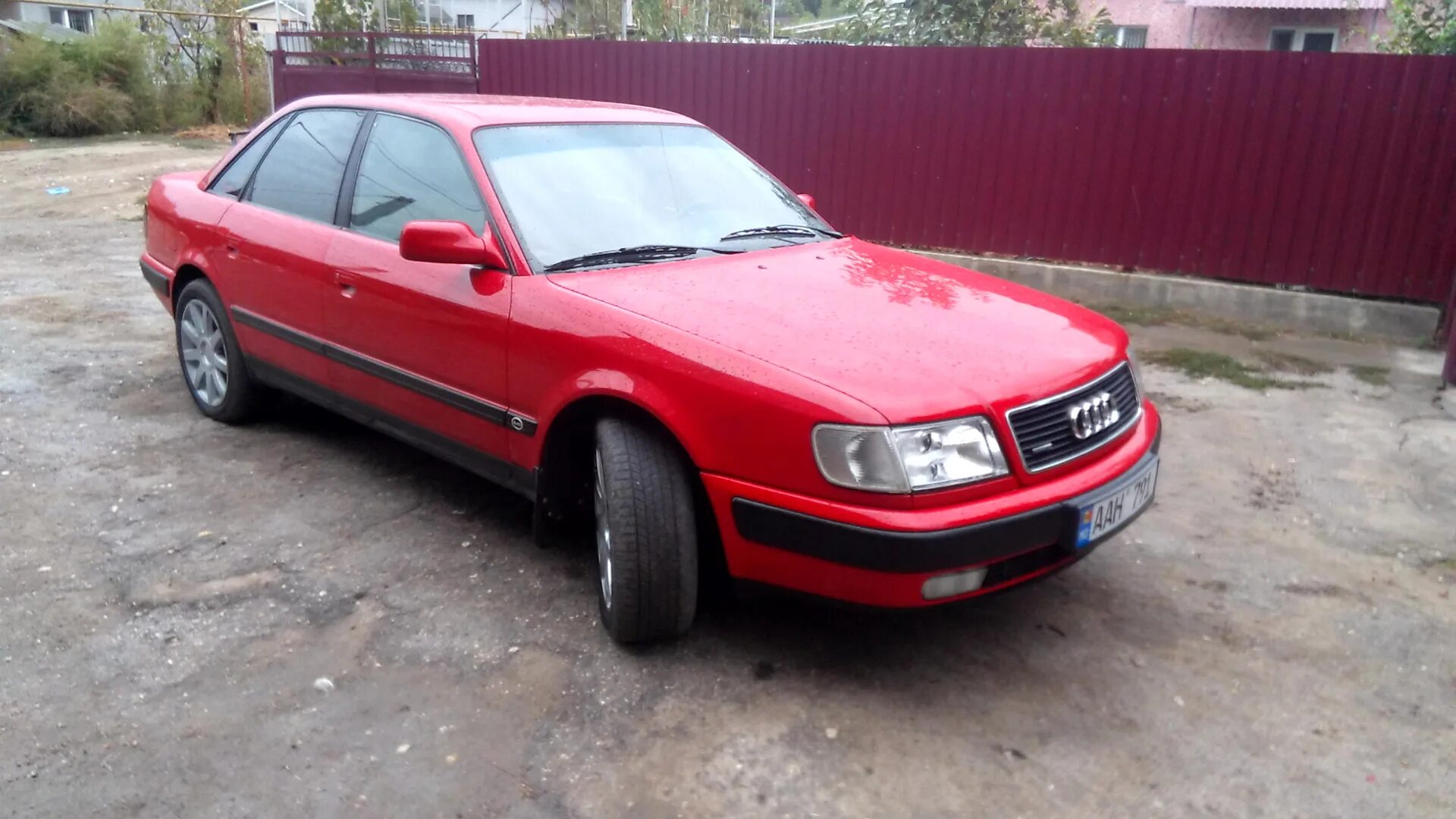 Купим ауди 100с4. Audi 100 c4 Red. Ауди 100 красная. Ауди 100 с4 красная. Ауди 100 в 45 кузове красная.