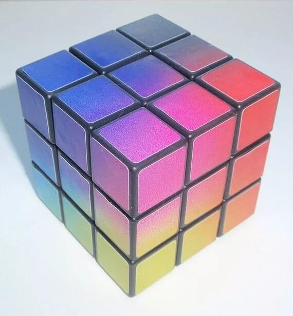 Кубики рубики самые. Тессеракт Рубика. Кубик рубик 3 цвета. Редкие кубики рубики. Кубики рубики цветные.