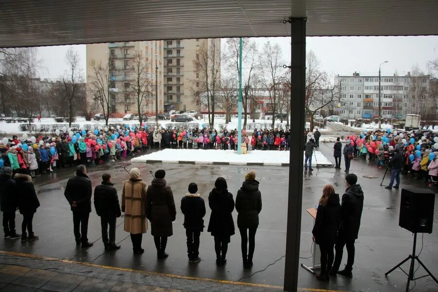 17 Школа Новомосковск. Капсула времени Новомосковск. Школа 17 Новомосковск фото. Капсула времени Тула.