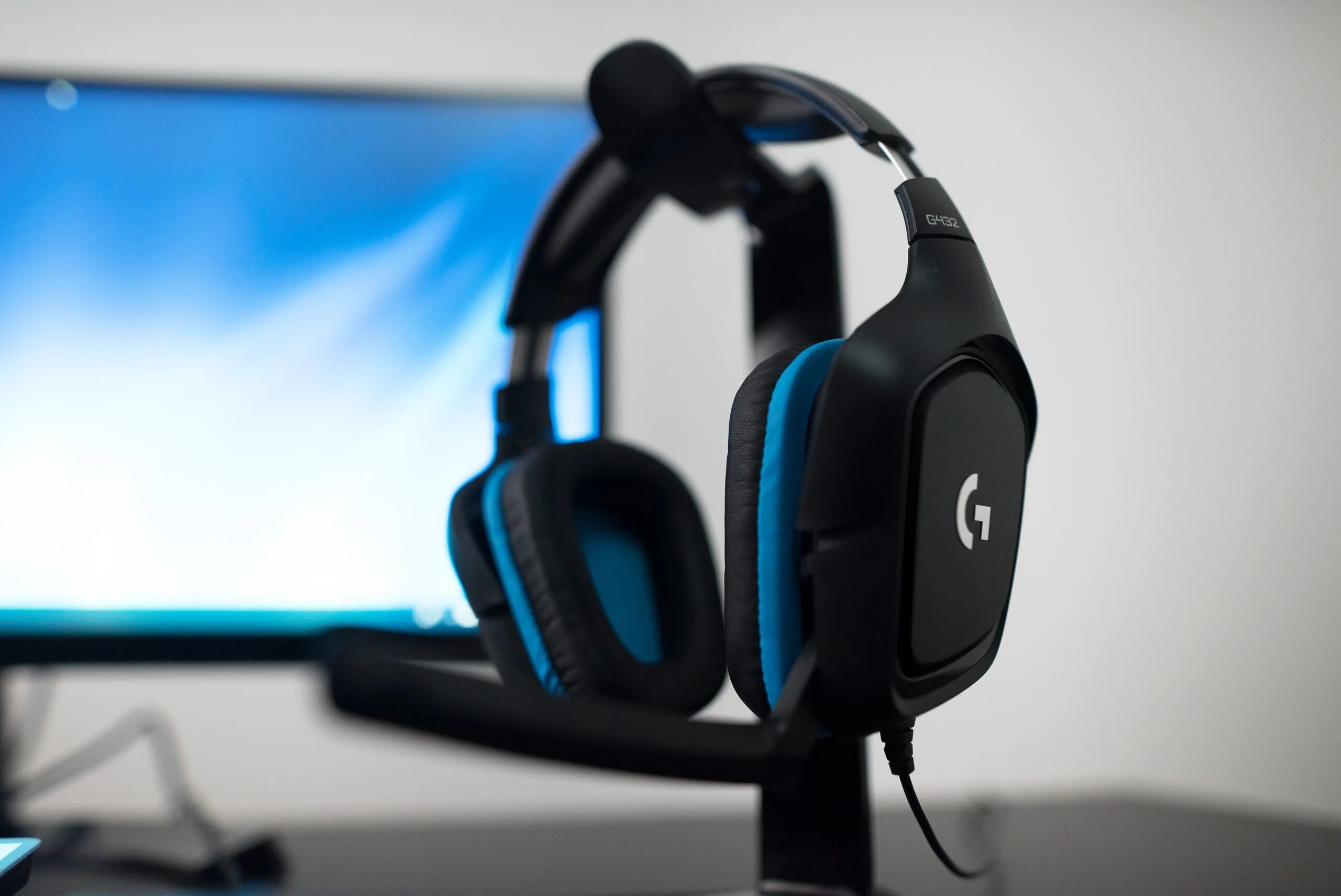 Слышу себя в наушниках g435. Logitech g432. Логитеч наушники g432. Logitech g g432. Logitech g g435.