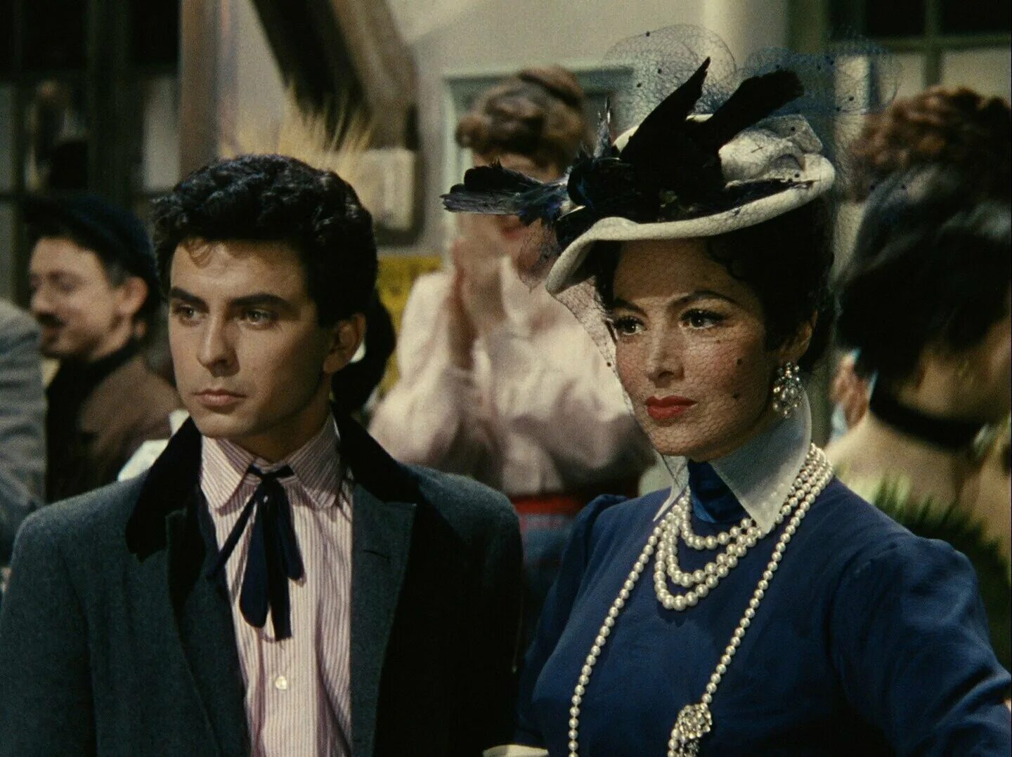 «куриоса» (франция, 2019). вор фильм 1967. страна глухих кадры из фильма. французское кино пора пора. касабланка песня.