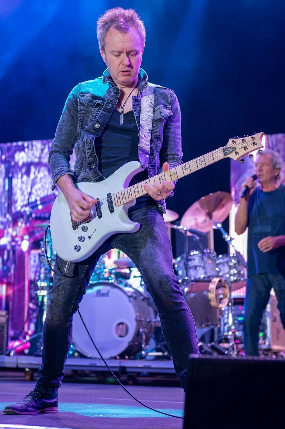 Simon mcbride deep purple. Саймон макбрайд гитарист. Саймон макбрайд гитарист. Саймон макбрайд. Саймон макбрайд фото.