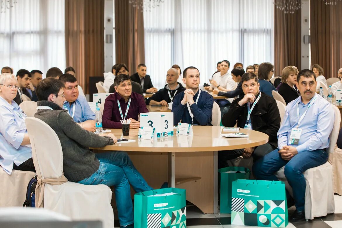 Сибур автобусы нижнекамск. Сибур Нижнекамск. Сибур организация в Нижнекамске. Директор СИБУРА Нижнекамск. Директор СИБУРА Нижнекамск 2023.