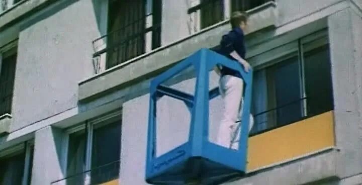 Поёт магомаев мамонов. Долгожданной гитаре я тихо прильну осторожно. От зари до зари от темна до темна. Магомаев с гитарой. К долгожданной гитаре я тихо прильну.