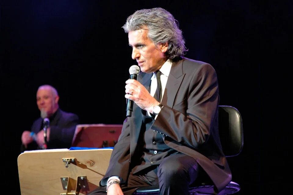 Популярные песни тото кутуньо. Тото кутуньо фото в молодости. Toto cutugno в молодости. Популярные песни тото кутуньо. Тото кутуньюююююююююю.