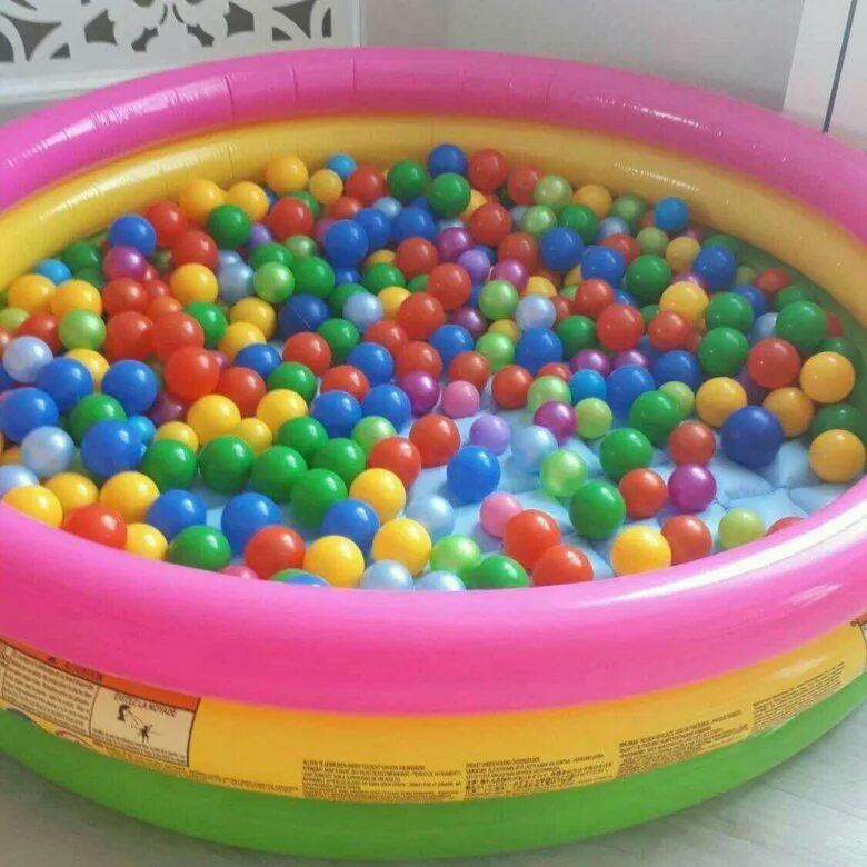 Игрушка где шарики. Шарики для сухого бассейна. Бассейн с шариками. Бассейн с шариками для детей. Сухой бассейн.
