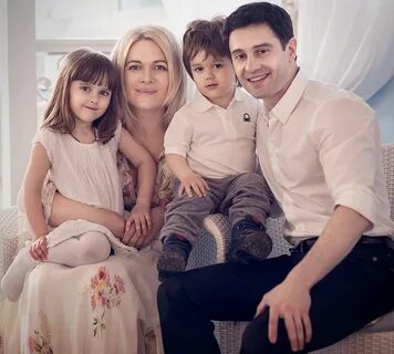 Какая она счастливая семья в 21 веке