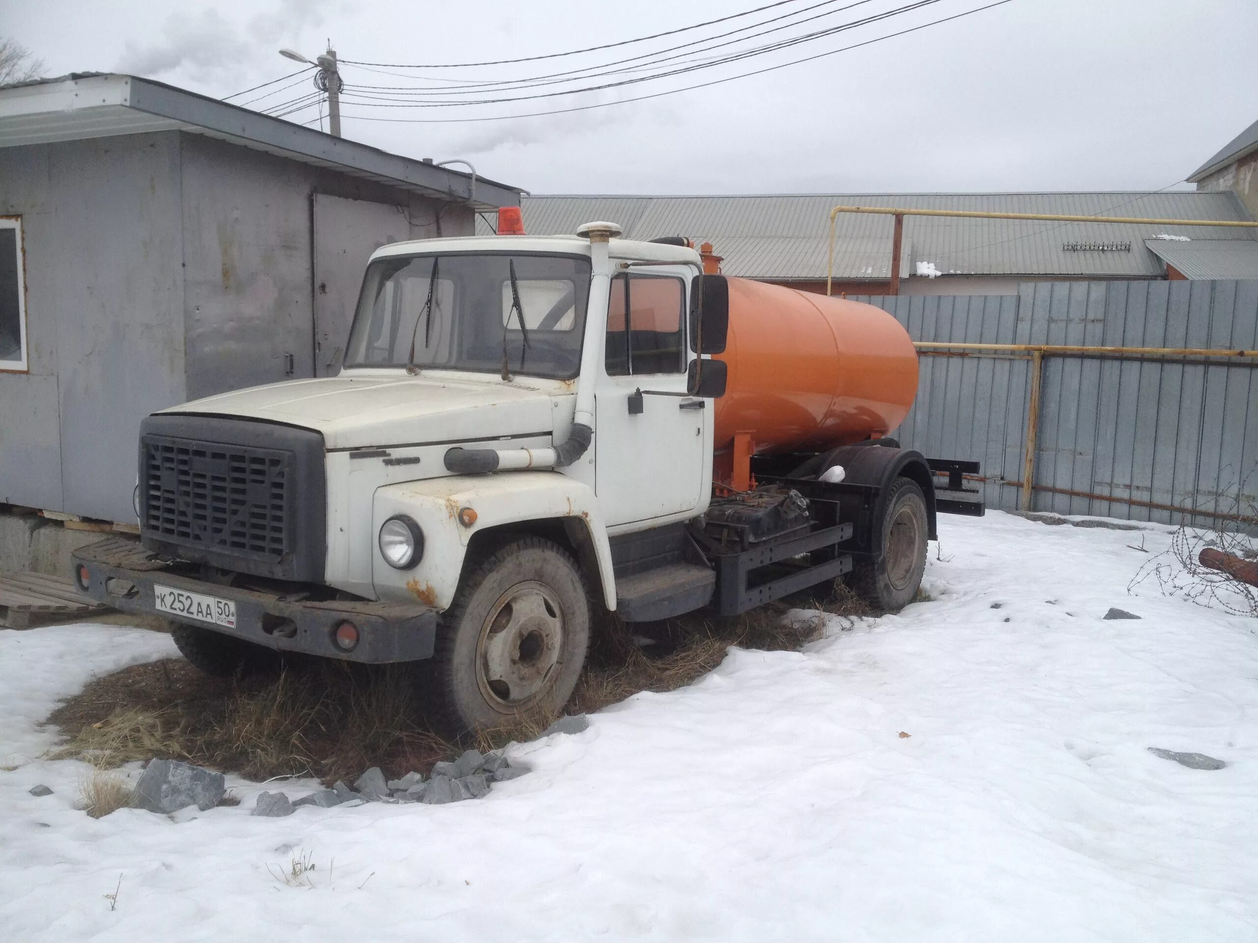 ГАЗ 3309 ассенизатор. ГАЗ 3307 ассенизатор. ГАЗ 3307 С бочкой. ГАЗ 3309 ассенизатор 5 куб. Ассенизатор 3307 купить