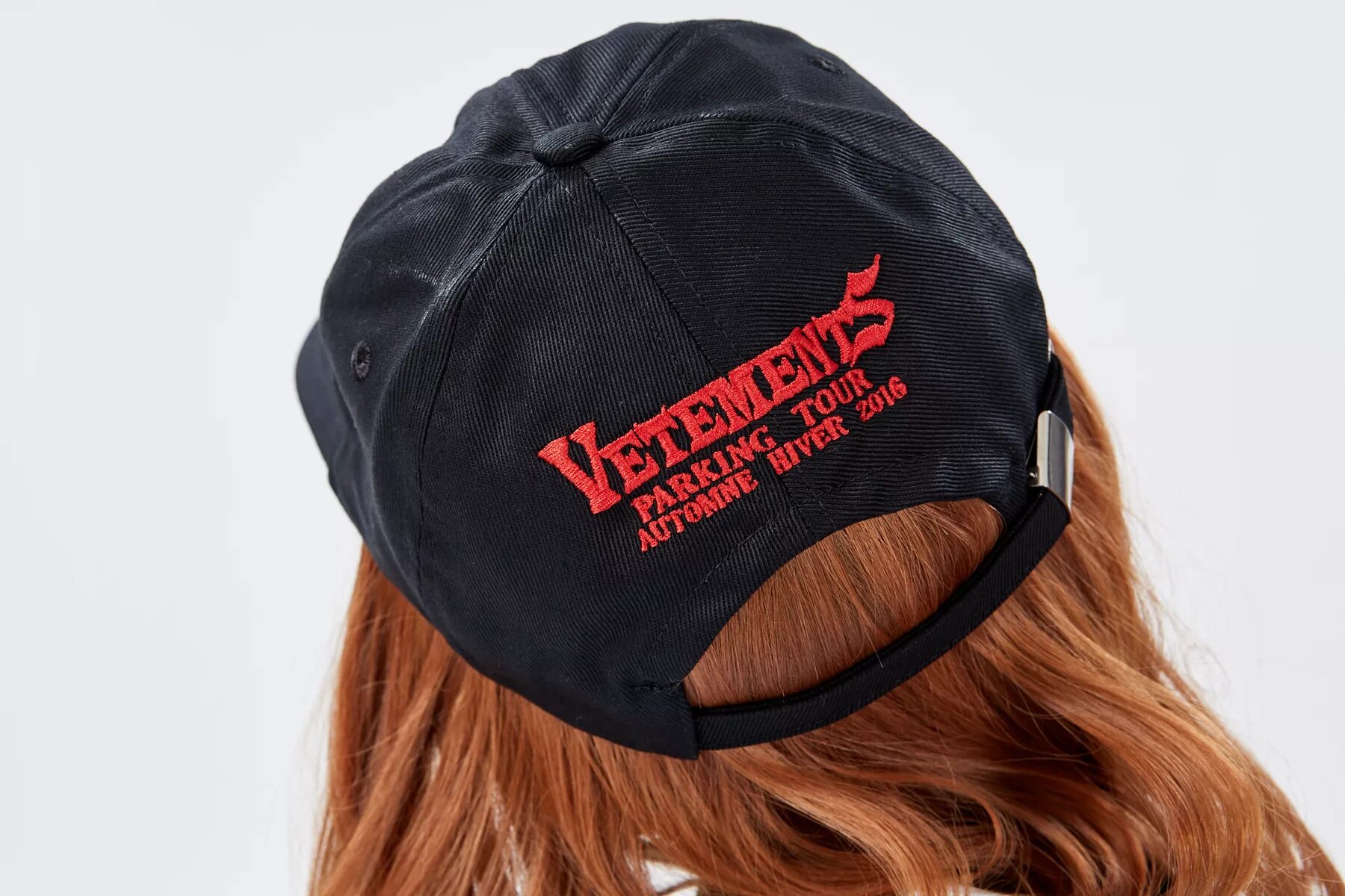 Цум кепка. Кепка vetements cap. Кепка vetements restricted. Кепка vetements Haute Couture. Кепка vetements Reebok.