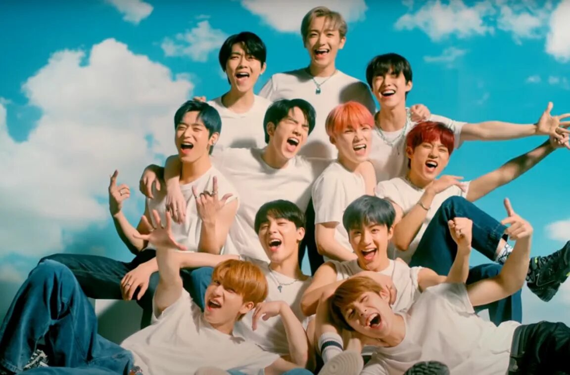 The boyz songs. Группа the boyz. Группа the boyz. The boys группа участники. Еру иищщня кпоп.