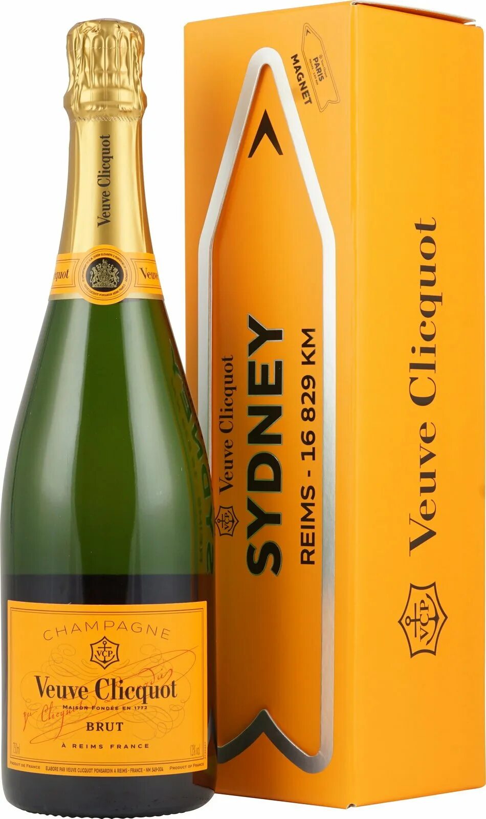 Москва шампанское вдова клико. Veuve Clicquot Ponsardin Brut. Мадам Клико шампанское. Вдова Клико шампанское. Шампанское Veuve Clicquot Brut 370.