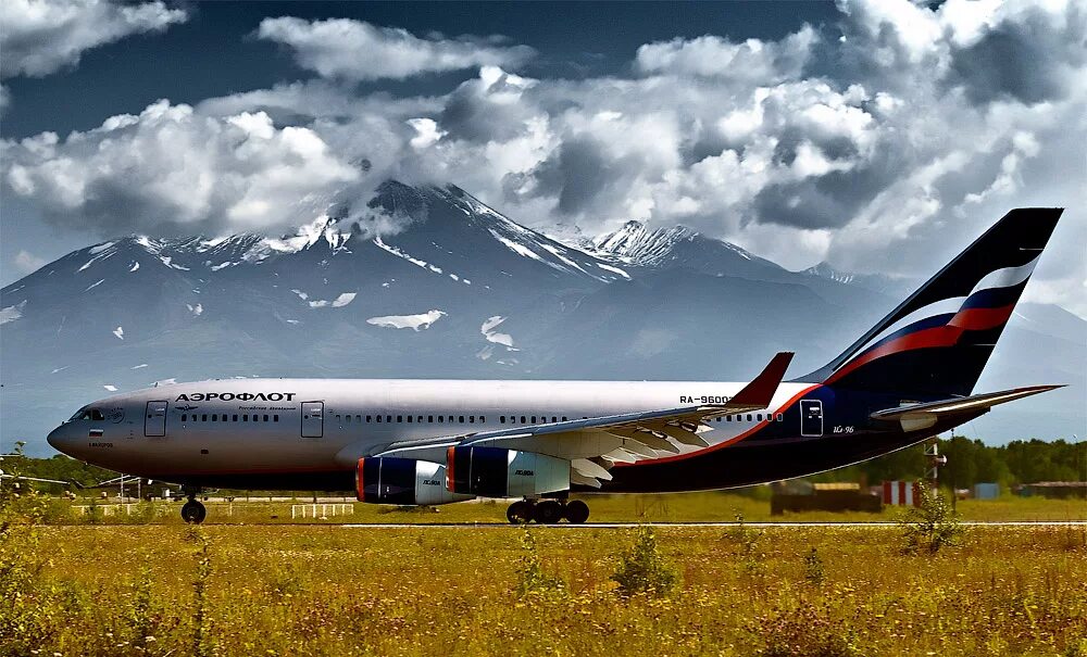 самый дальний самолет