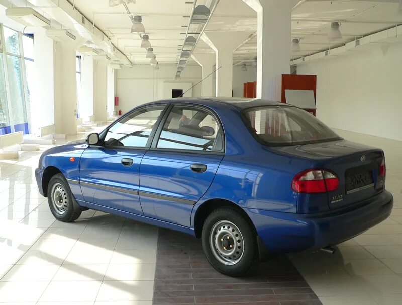 Машина daewoo sens. Заз дэу ланос. Заз сенс серый. 5 хэтчбек. Заз шанс ланос.