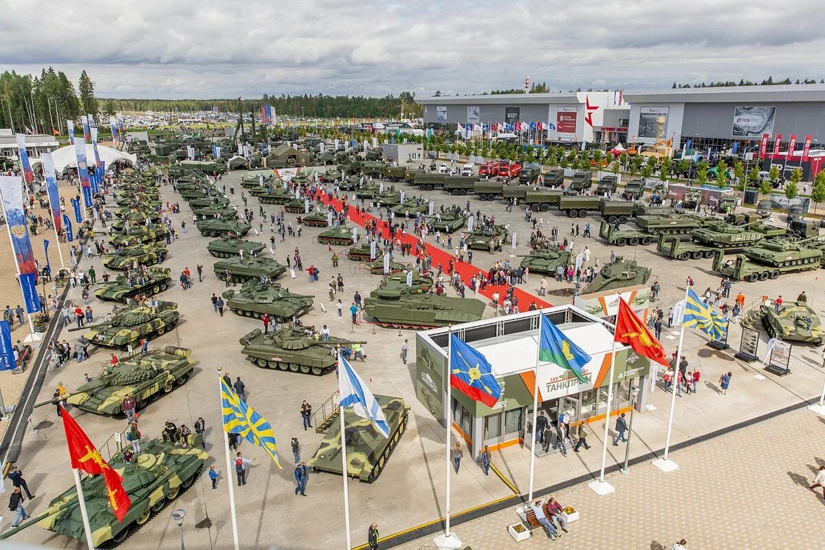 Военно технический. Парк Патриот Экспо. Патриот Экспо Кубинка. Полигон Алабино армия 2020. КВЦ Патриот Москва.