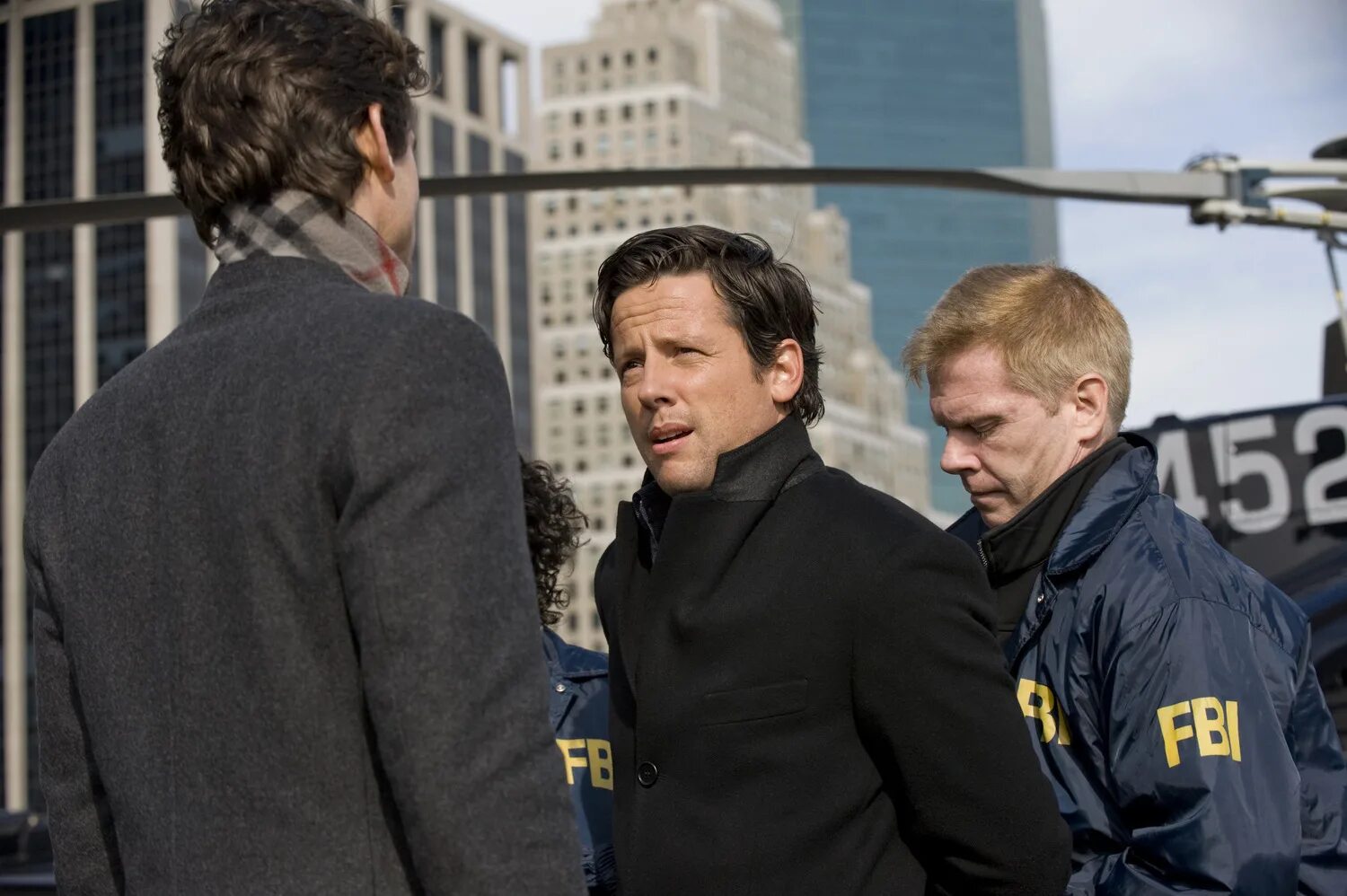 винсент адлер белый воротничок. белый воротничок (1-6 сезон). белый воротничок 12. белый воротничок сериал 5 сезон. росс макколл белый воротничок.