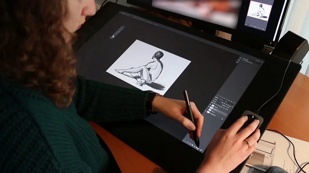 Как выбрать графический. Cintiq 16 размер. Планшет Intuos Pro s и Cintiq 27qhd. Dell графический планшет. Графический планшет для проектировщиков.