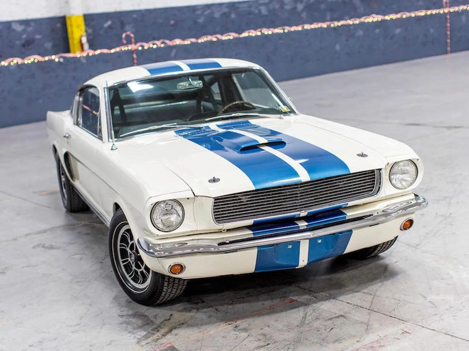 Кэрол шелби. Ford Mustang Shelby gt350h 1966. Ford Mustang Shelby gt350 1966. Shelby Mustang gt-350h. Ford Mustang Shelby gt350h.