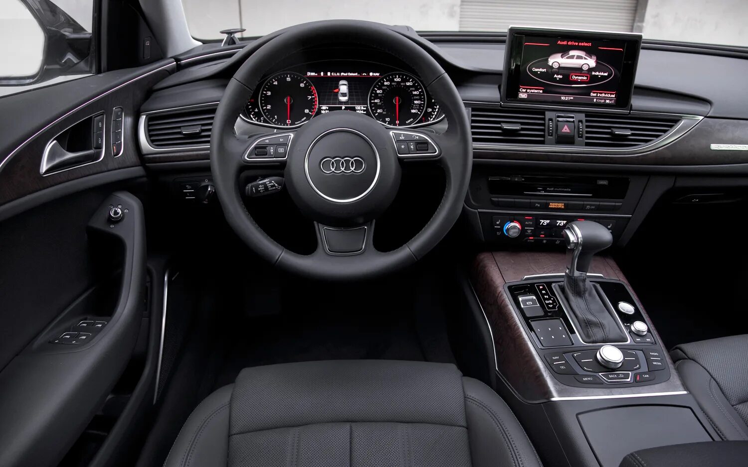 A6 сколько стоит. Audi a6 2012. Ауди а6 2012. Audi a6 Cockpit. Ауди а6 с7 2012.