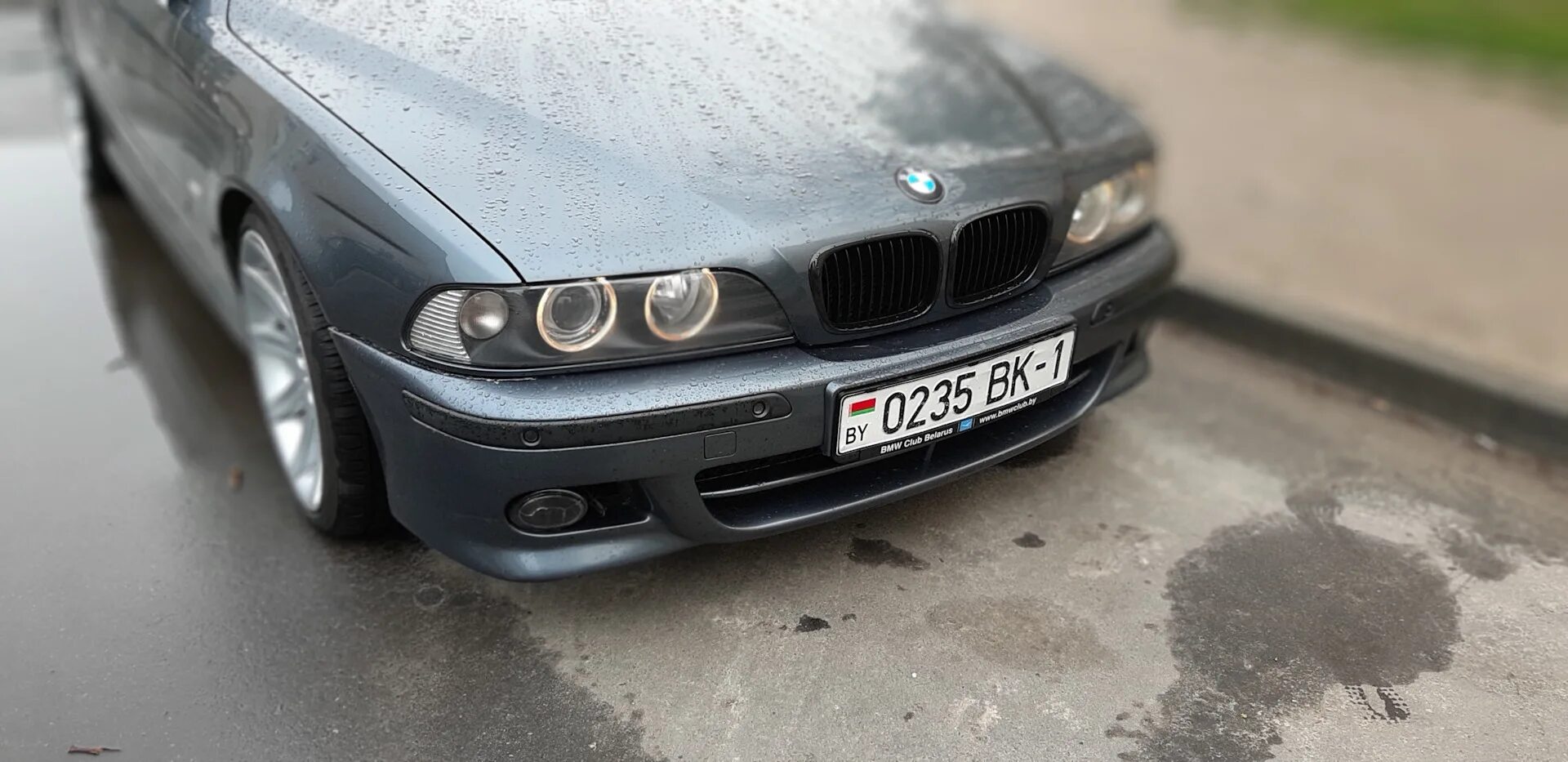 Бмв арбузы. BMW 5 e39. BMW e39 95 стиль. E39 95 стиль. BMW e39 клыки.