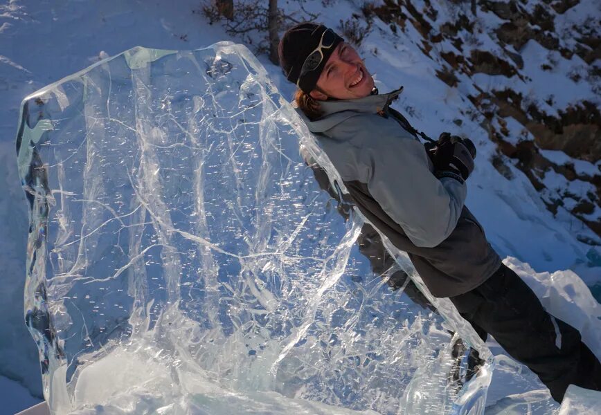 Зима раскрыла снежные объятья. Раскрыть снег. Когда идет снег мы чувствуем себя детьми. Кристаллики снега. Снежные сугробы.