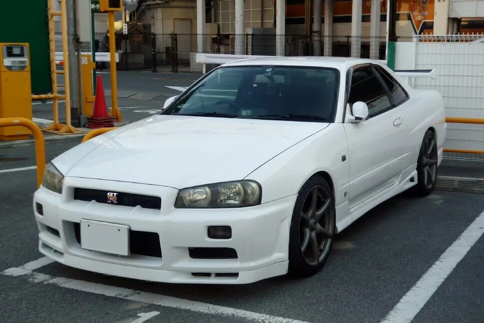 Ниссан gtr такси. Nissan skyline двухдверный. Toyota skyline r34. Скайлайн 34 кузов. R33.