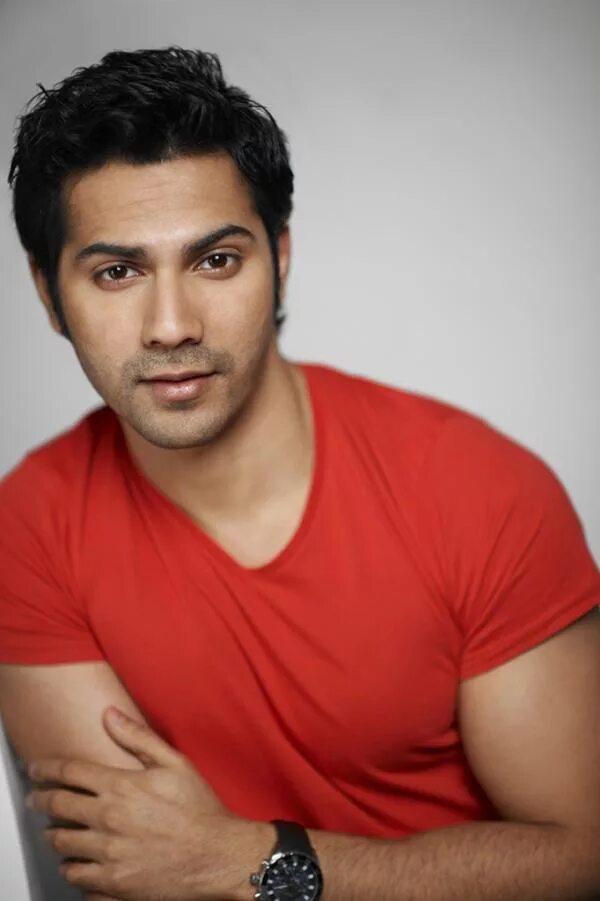 Актёр. Фамилии индийских актеров. Хинд актор. Фардин кхан. Актер саиф али кхан.