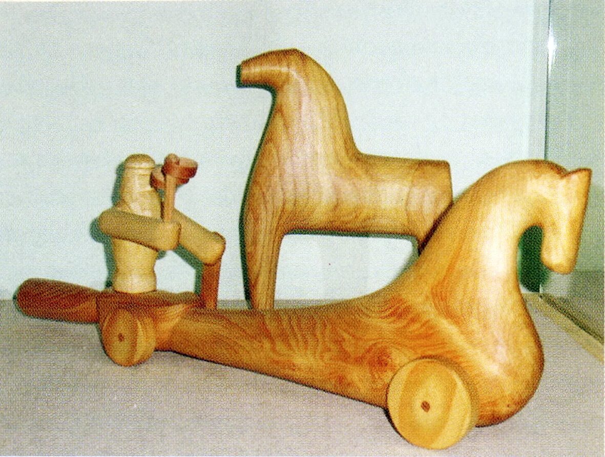Традиционные деревянные игрушки. Русская деревянная игрушка. Древние деревянные игрушки. Русские народные деревянные игрушки.
